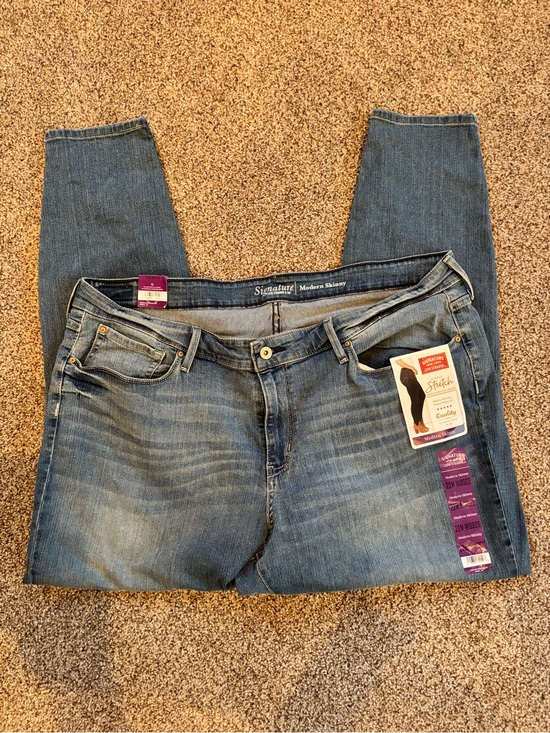 Levis Strauss Denim - *NEW* Women’s Signature Levi’s Strauss Modern Skinny Super Stretch Jeans - 22M